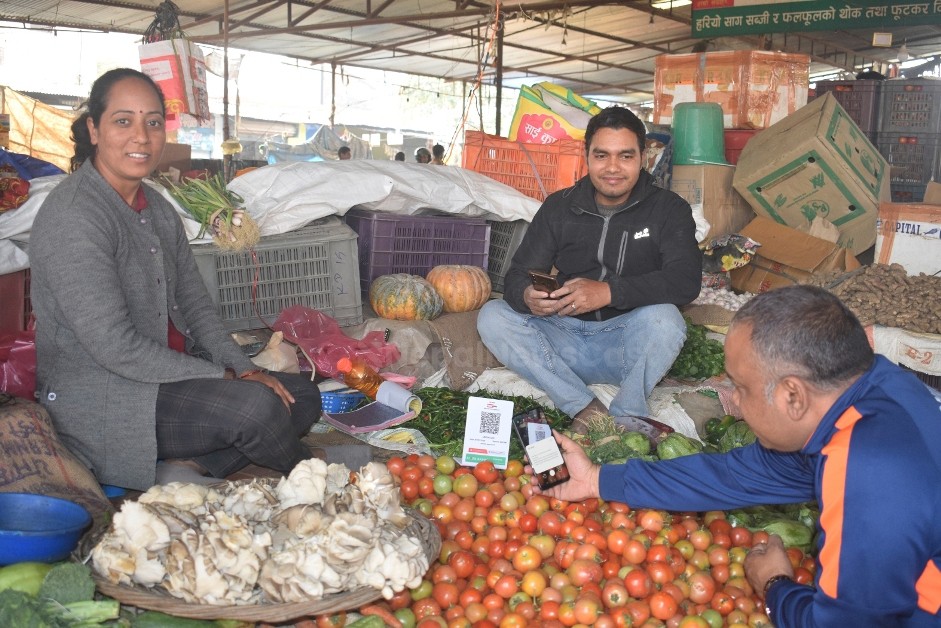 १६ अर्बको तरकारी आयात