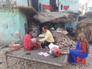स्तनपान आमा कार्यक्रम लिएर घरदैलोमा सियारी