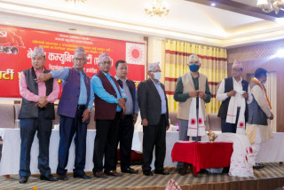 नेकपा एमाले सिद्धार्थनगर नगरकमिटीको आयोजनामा अगुवा कार्यकर्ता प्रशिक्षण तथा पार्टी प्रवेश कार्यक्रम  सम्पन्न