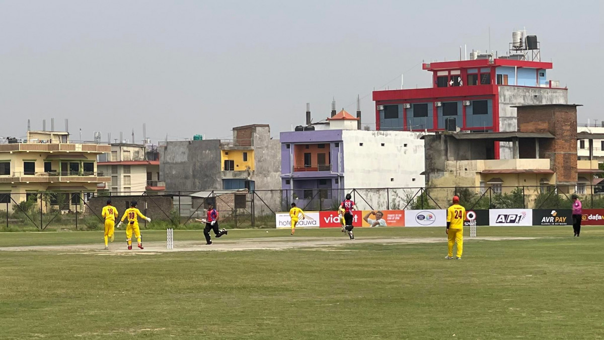 भैरहवामा प्रो क्लब च्याम्यिनसीप क्रिकेट प्रतियोगीता सुरु, उद्धघाटन खेलमा रुपन्देही ११ ले मलेसियाको टिमलाई ६ बिकेटले हरायो ।
