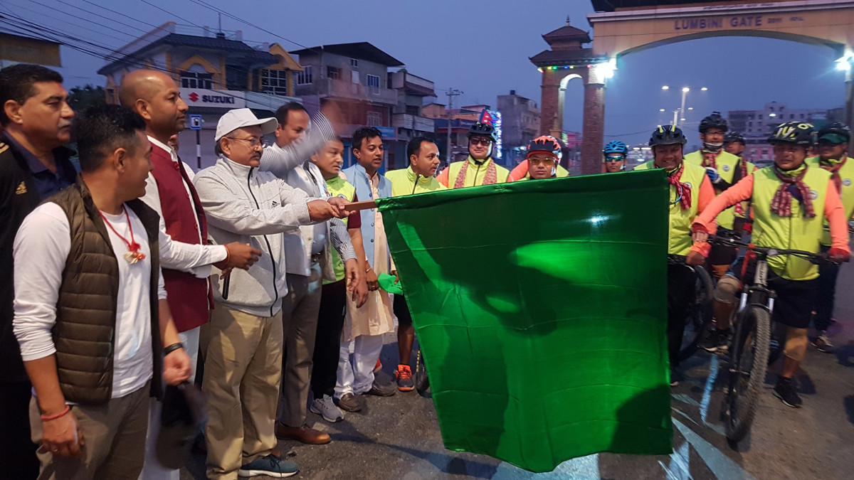आन्तरिक पर्यटन ,स्थानीय उत्पादन प्रवर्द्धनका लागी भैरहवा देखी तनहु सम्मको साईकल यात्रा सुरु (फोटोफिचर)