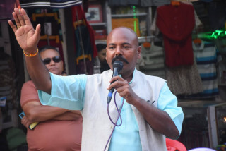 सबै हुन्छ भन्ने तर एउटा पनि काम नगर्ने नेतासँग सावधान हुनुस् ः यादव
