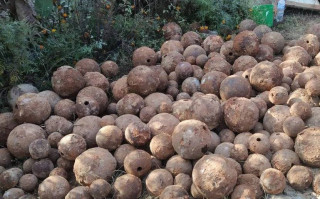 पाल्पामा घडेरी खन्दा भेटियो तोपका गोला