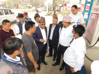 रुपन्देहीमा पेट्रोल पम्पको अनुगमनः मापदण्डविपरीतको पम्पमा शिल