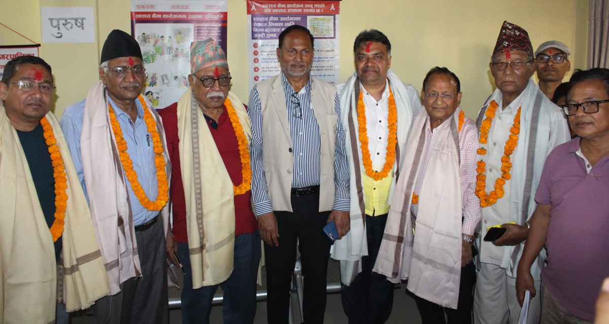 राष्ट्रपतिबाट विभूषित भएकालाई सिद्धार्थनगर–५ द्वारा सम्मान