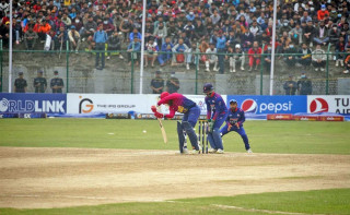एसिया कप खेल्न नेपाललाई ११८ रनको लक्ष्य, ब्याटिङ गर्दै