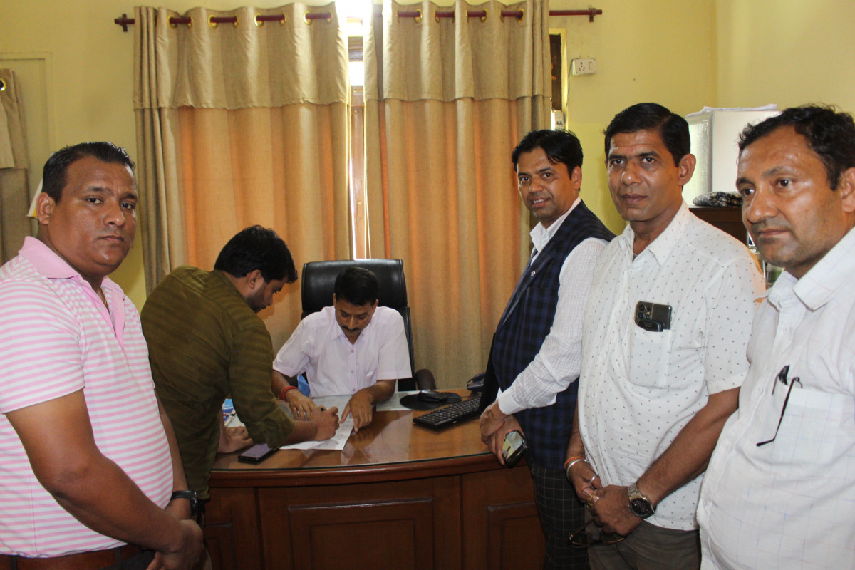 विद्युत आपूर्ति नियमित बनाउन स्वतन्त्र नागरिक अभियान सिद्धार्थनगरको माग