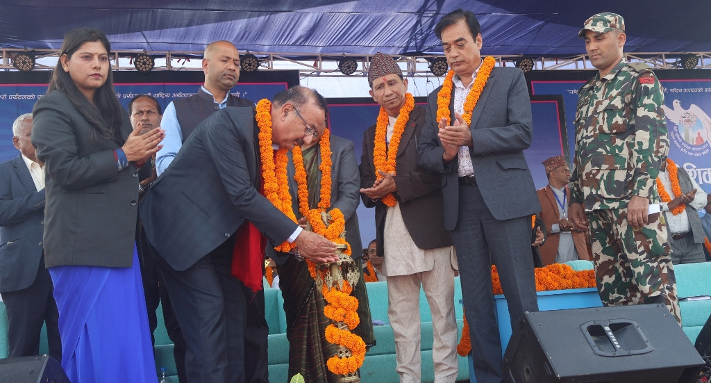 भैरहवामा छैठौं लुम्बिनी प्रादेशिक महोत्सव–२०८० सुरु