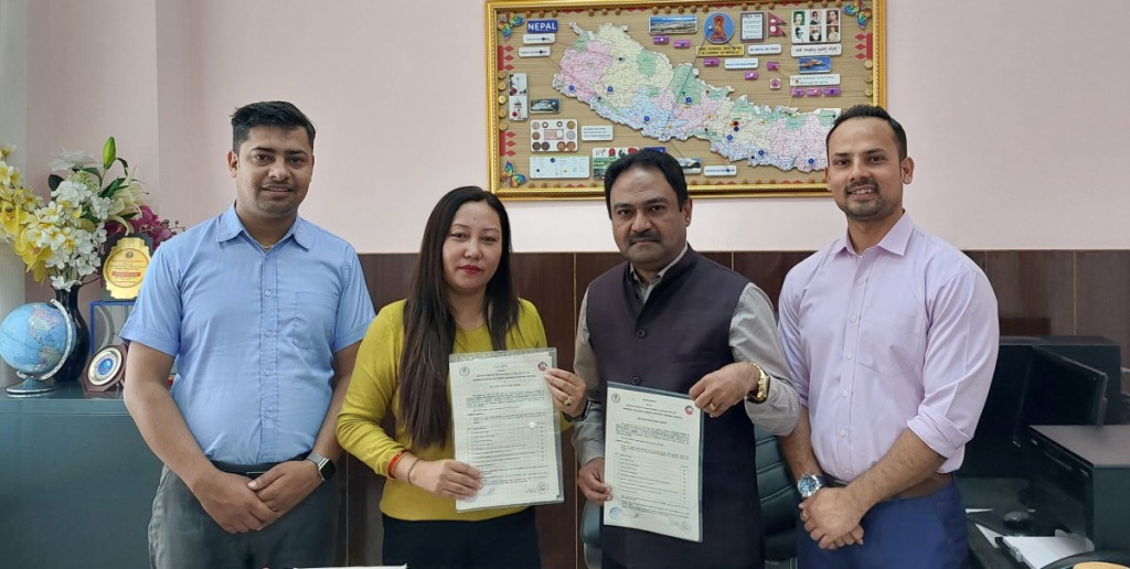 युसीएमएस र मुक्तिनाथ विकास बैंकबीच सम्झौता
