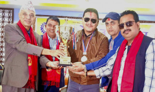मैत्रीपूर्ण ब्याडमिन्टन प्रतियोगितामा लुम्बिनी ईट्टा उद्योग व्यवसायी संघ प्रथम