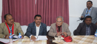 अहिलेको युगमा सबै चीज राजधानीमा मात्र केन्द्रीत गरेर हुँदैन : डा. भट्टराई