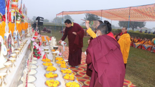 लुम्बिनीमा मोन्लम पूजा शुरु, उपाध्यक्ष डा. लामाले गरे उद्घाटन