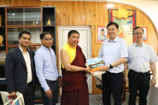 चिनियाँ मन्त्रीद्धारा लुम्बिनी भ्रमण, लुम्बिनीको प्रवद्र्धनका लागि विमानस्थलमा उडान गर्ने प्रतिबद्धता