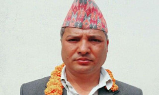 सुदूरपश्चिमका मुख्यमन्त्रीले मन्त्रालय फुटाए, ५ मन्त्रीलाई पद