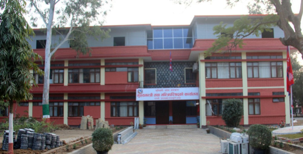 लुम्बिनी सरकारबाट एमाले बाहिरियो, समर्थन पनि फिर्ता