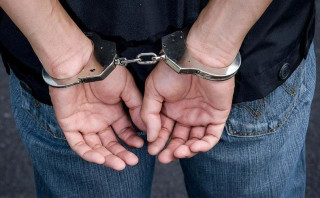 नावालिकलाई सामुहिक करणी गरेको आरोपमा रुपन्देहीमा दुई कर्मचारी सहित ३ पक्राउ