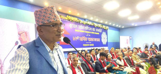 मुलुकको अर्थतन्त्र सुधार हुँदै छः अर्थमन्त्री पौडेल