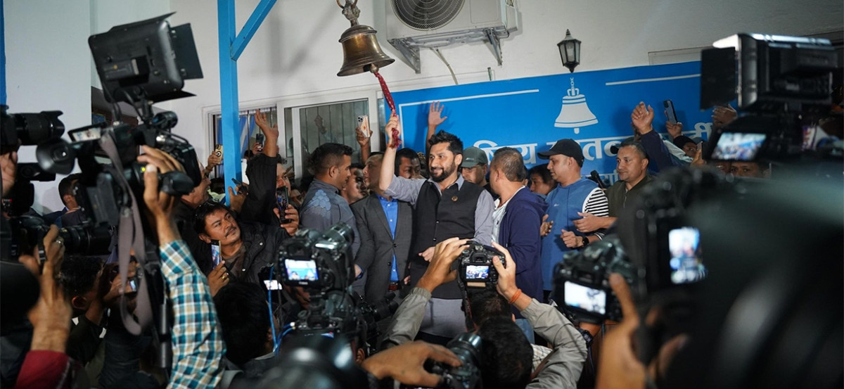 सहकारीको रकम  अपचलन गरेको आरोपमा रास्वपा सभापति  लामिछाने पक्राउ