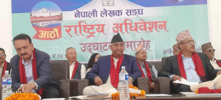 तीनकुनेमा उपद्रो मच्चाउनेका नाइके ज्ञानेन्द्र शाह हुन् : देउवा