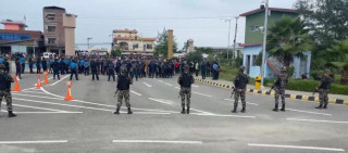 त्रिभुवन अन्तर्राष्ट्रिय विमानस्थल बन्द गरेलगत्तै भैरहवास्थित गौतमबुद्ध अन्तर्राष्ट्रिय विमानस्थल पनि बन्द, भैरहवा विमानस्थल अगाडी जेन–जि हरुको प्रदर्शन उग्र