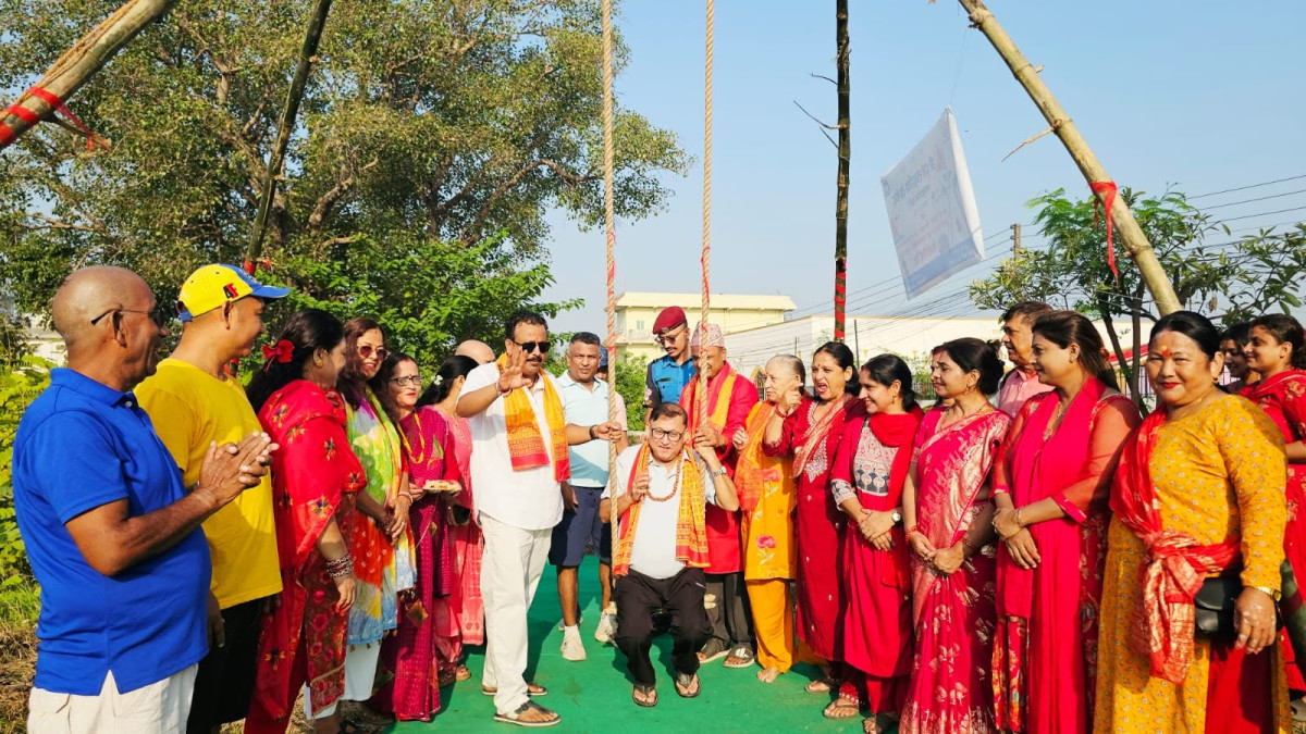 दसैँको संस्कृति जोगाउन किशोरपुरमा लिङ्गे पिङ